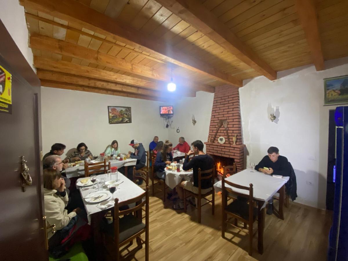 Guesthouse Freskia Theth Buitenkant foto