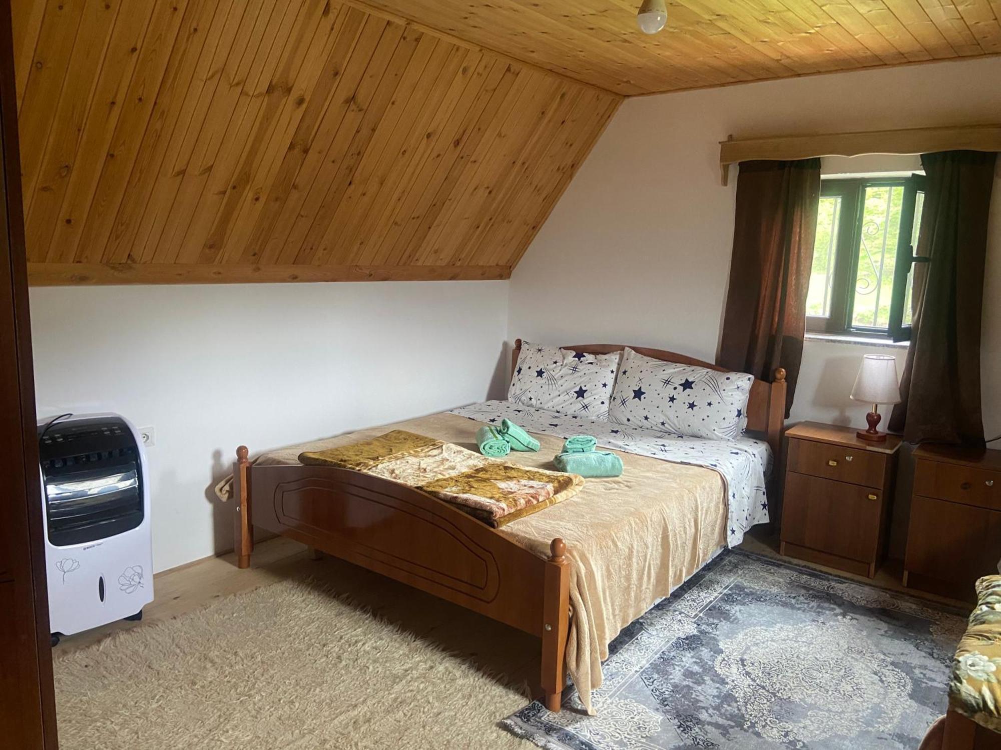 Guesthouse Freskia Theth Buitenkant foto